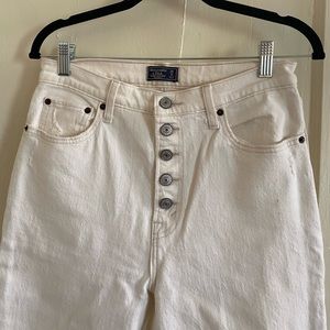 White Abercrombie Jeans Size 28
